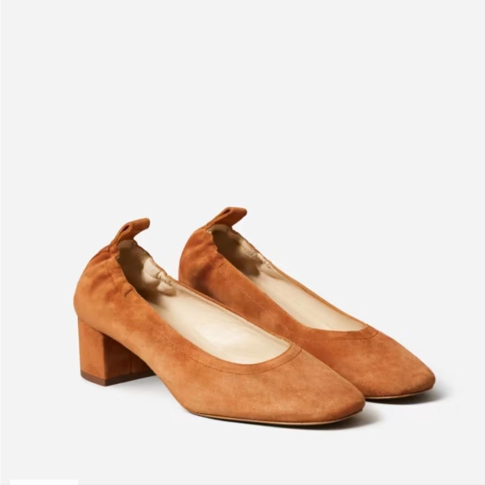 Everlane The Day Heeled Italian Shoe women's size 11 cognac suede